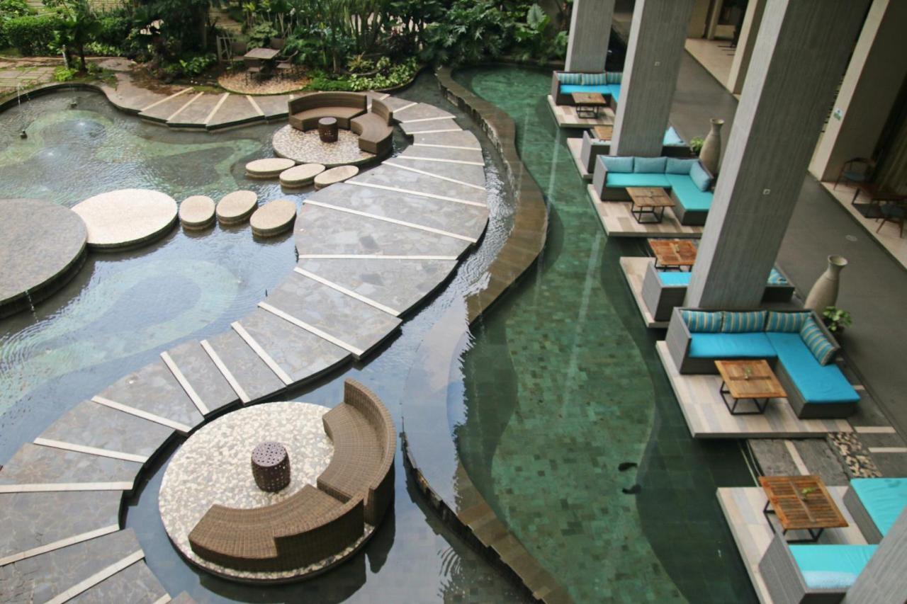 Graha Makara Suite Hotel & Residence Cikarang Exterior foto